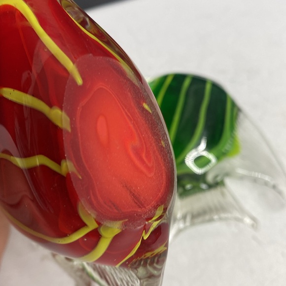 Handblown Glass Fish Paperweights Red Green Pair - Picture 9 of 15
